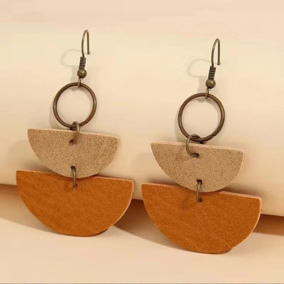 2 LEFT! Bohemian Half circle Faux Leather Drop Earrings - Picture 6 of 6